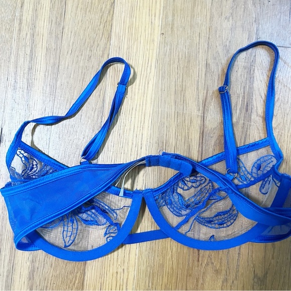 Roma Confidential Blue Sheer Lace Floral Bra Small - Picture 2 of 5